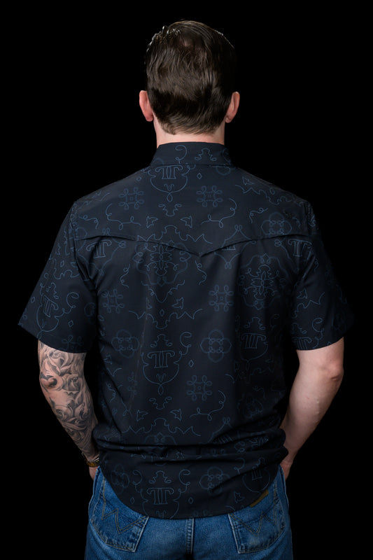 The Carson in Black Short Sleeve Pearl Snap
